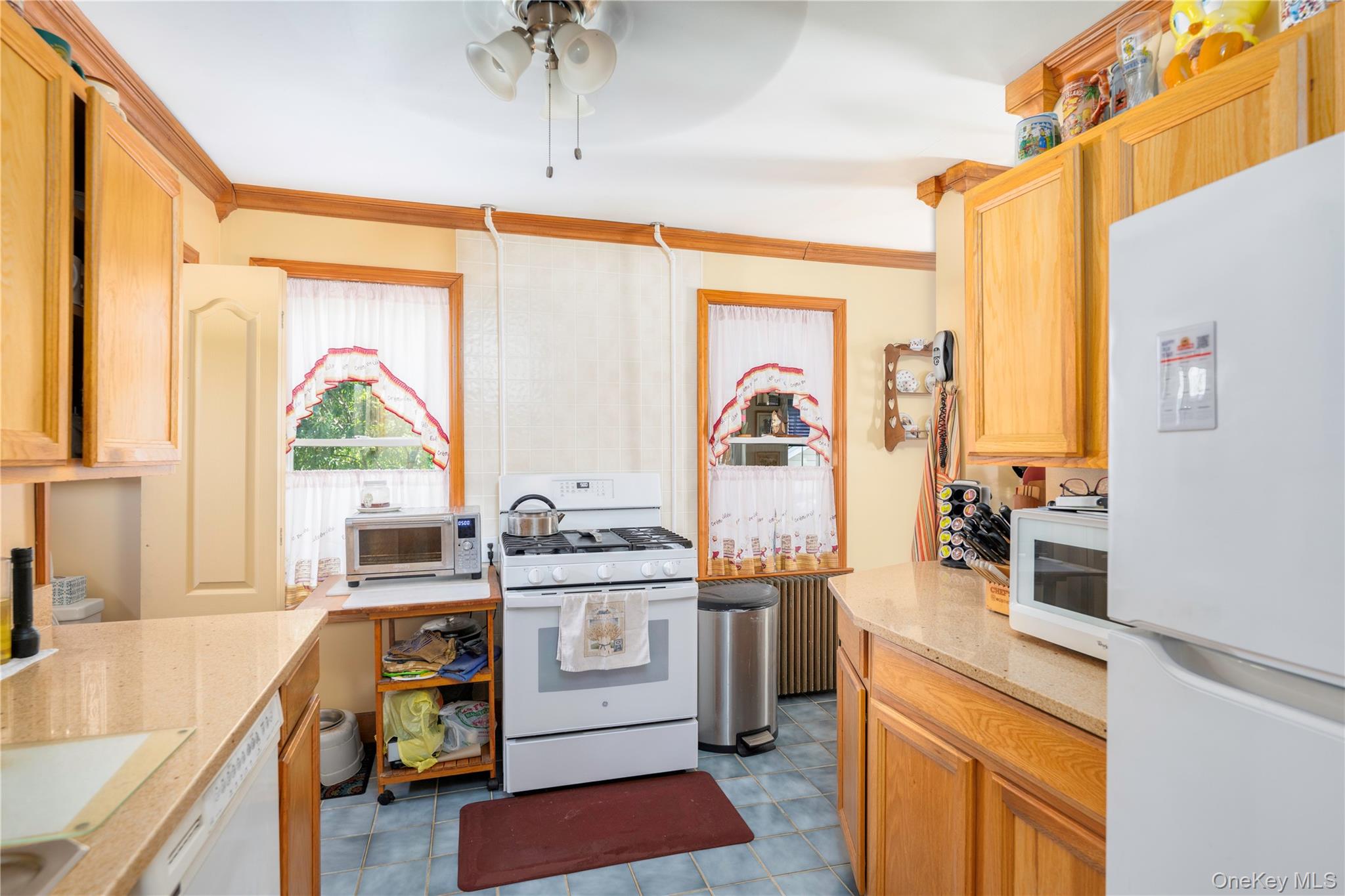 119 Rombout Avenue Beacon, NY 12508 - Photo 12 of 28