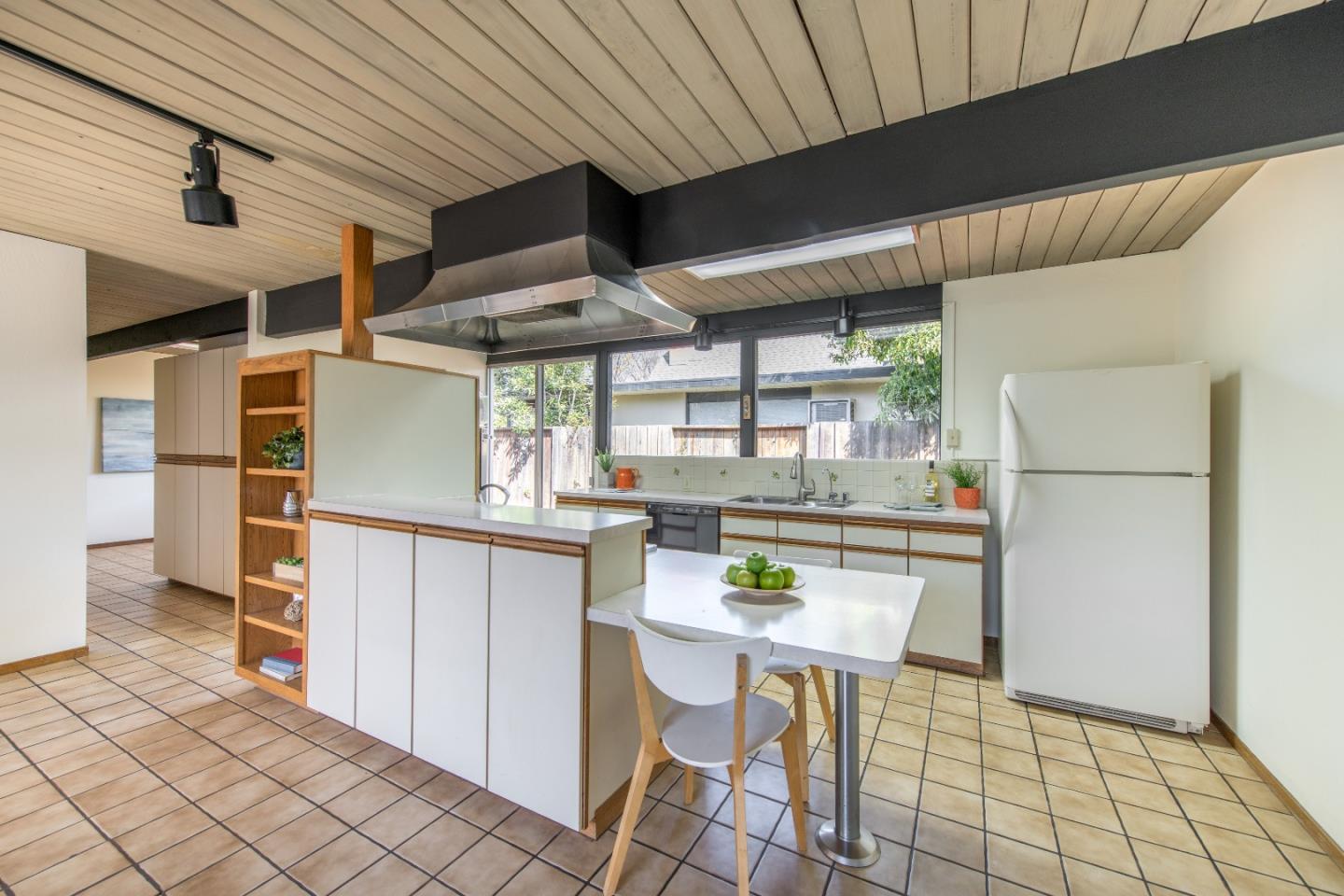 813 Allison Way Sunnyvale, CA 94087 - Photo 14 of 28