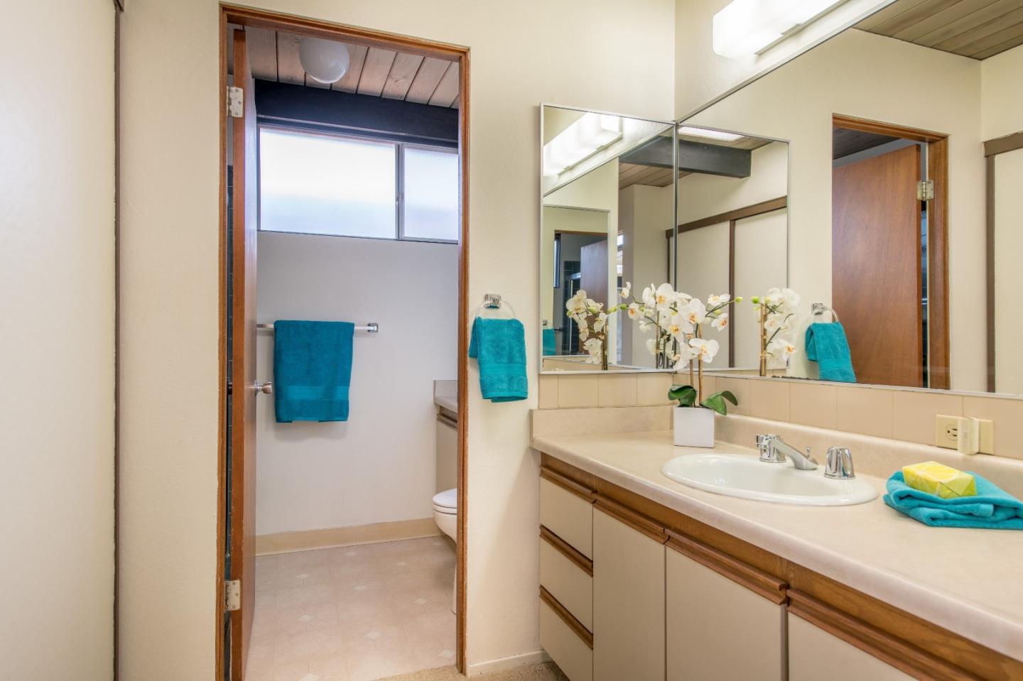 813 Allison Way Sunnyvale, CA 94087 - Photo 18 of 28