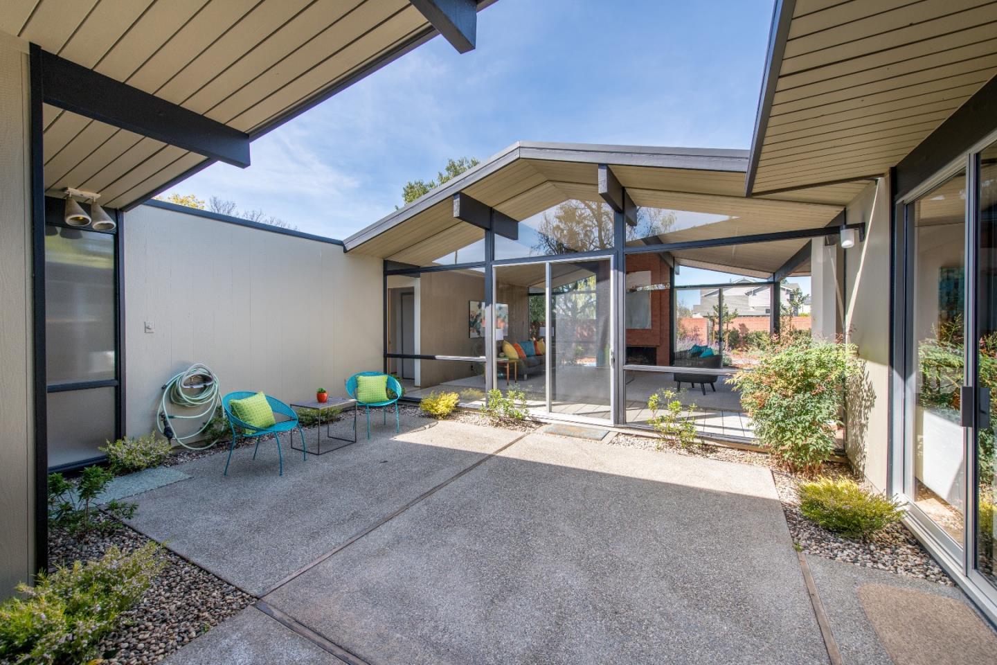 813 Allison Way Sunnyvale, CA 94087 - Photo 5 of 28