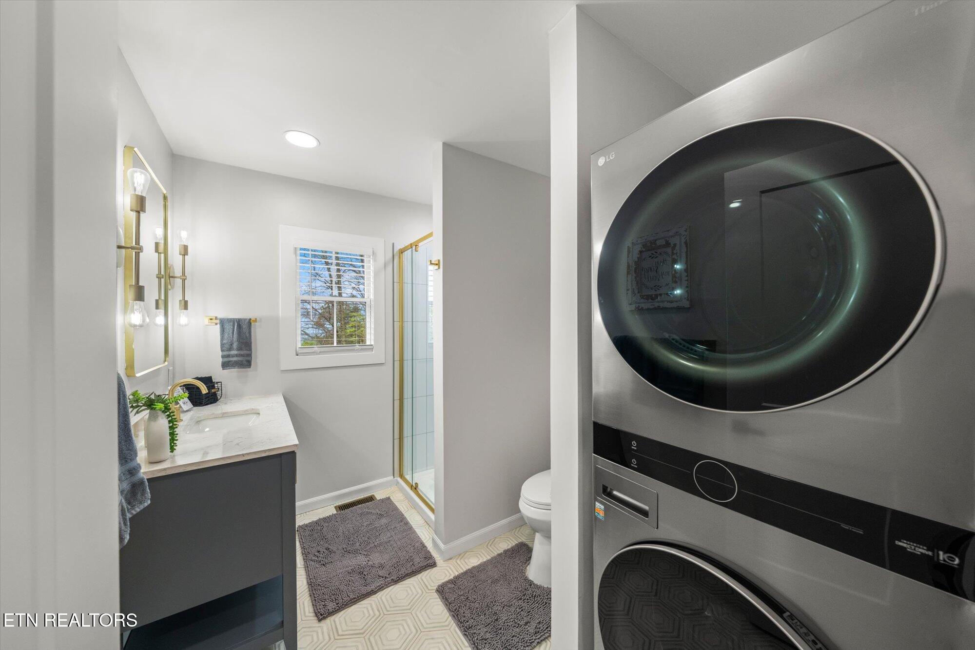 1114 Red Maple Lane Sevierville, TN 37876 - Photo 20 of 33 10-1114-Red-Maple-Ln-Sevierville-TN-10