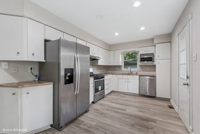 $288,000 | 23314 West Leach Drive, Plainfield, IL 60586