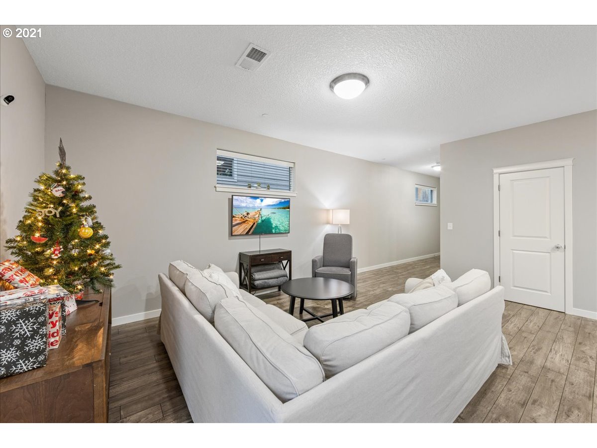 186 North 44th Place Ridgefield, WA 98642 - Photo 10 of 32