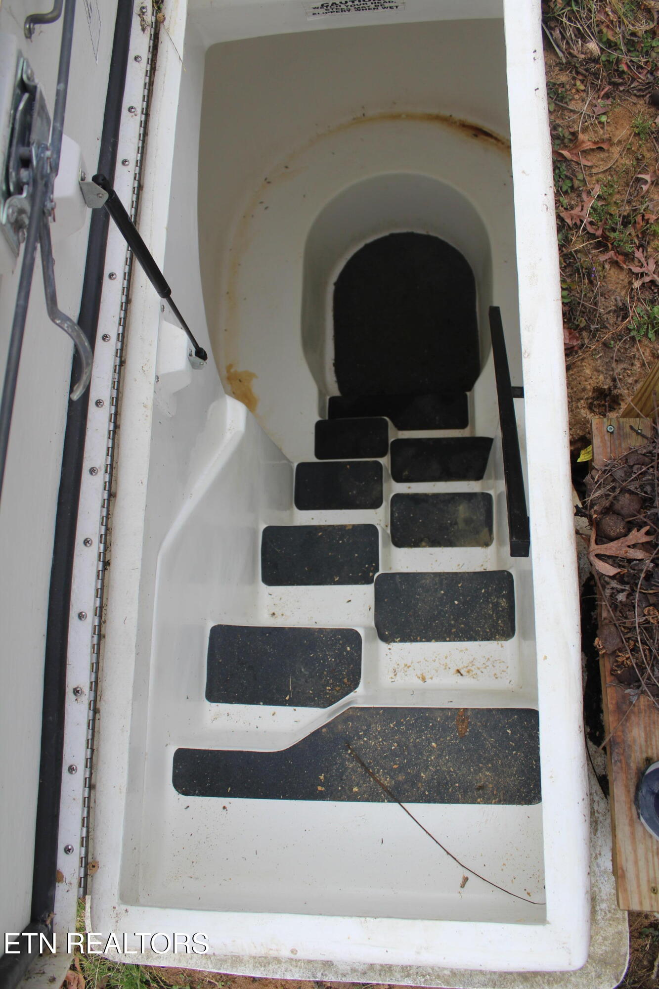 921 McGhee Road Jamestown, TN 38556 - Photo 3 of 6 IMG_9113