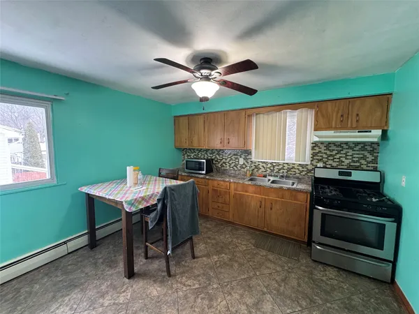 $1,300 | 58 High Street, Johnson City, NY 13790