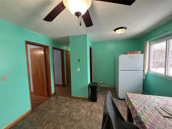$1,300 | 58 High Street, Johnson City, NY 13790
