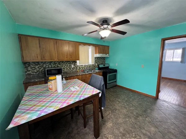 $1,300 | 58 High Street, Johnson City, NY 13790