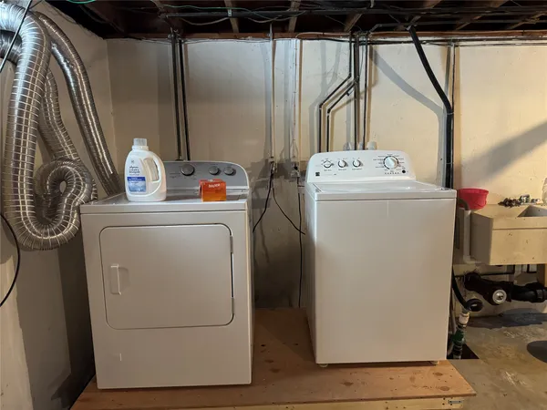 $1,300 | 58 High Street, Johnson City, NY 13790