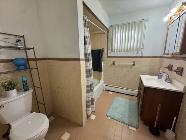 $1,300 | 58 High Street, Johnson City, NY 13790