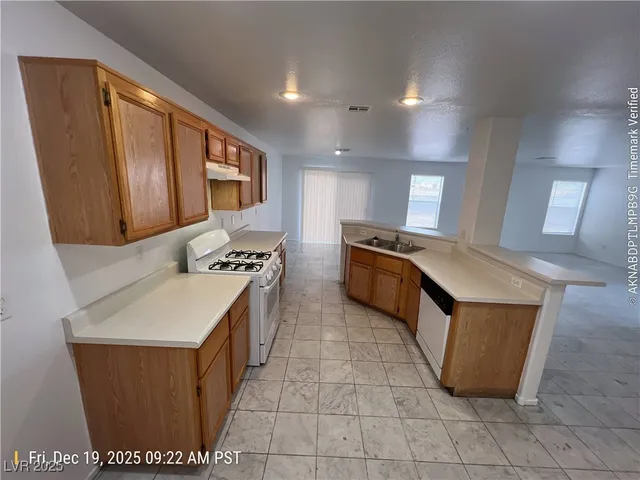 $2,049 | 5599 Aleman Drive, Las Vegas, NV 89113