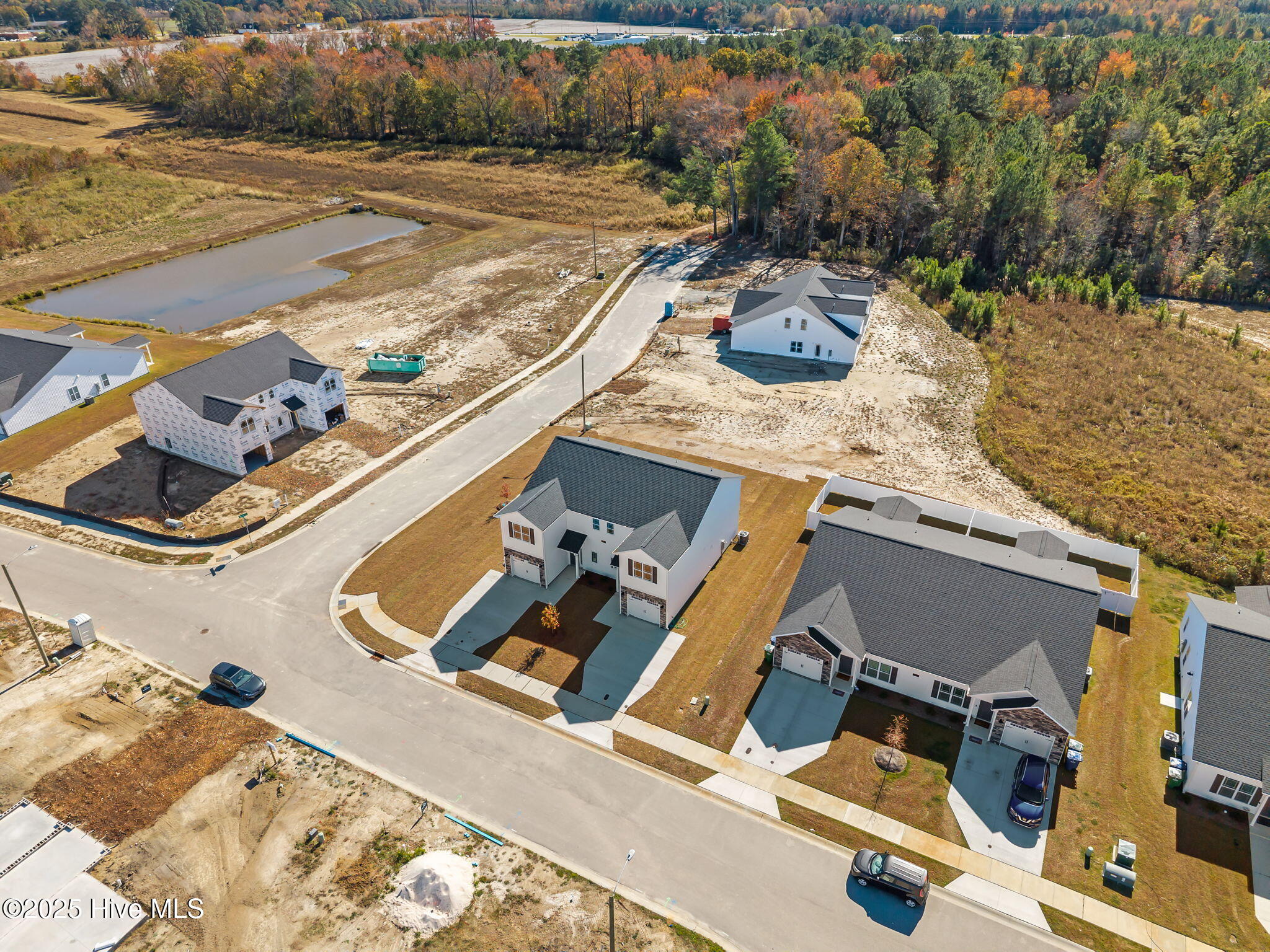 4301 Laurel Rdg Drive, Unit B Greenville, NC 27834 - Photo 34 of 39 34-web-or-mls-DJI_20251110114426_0135_D