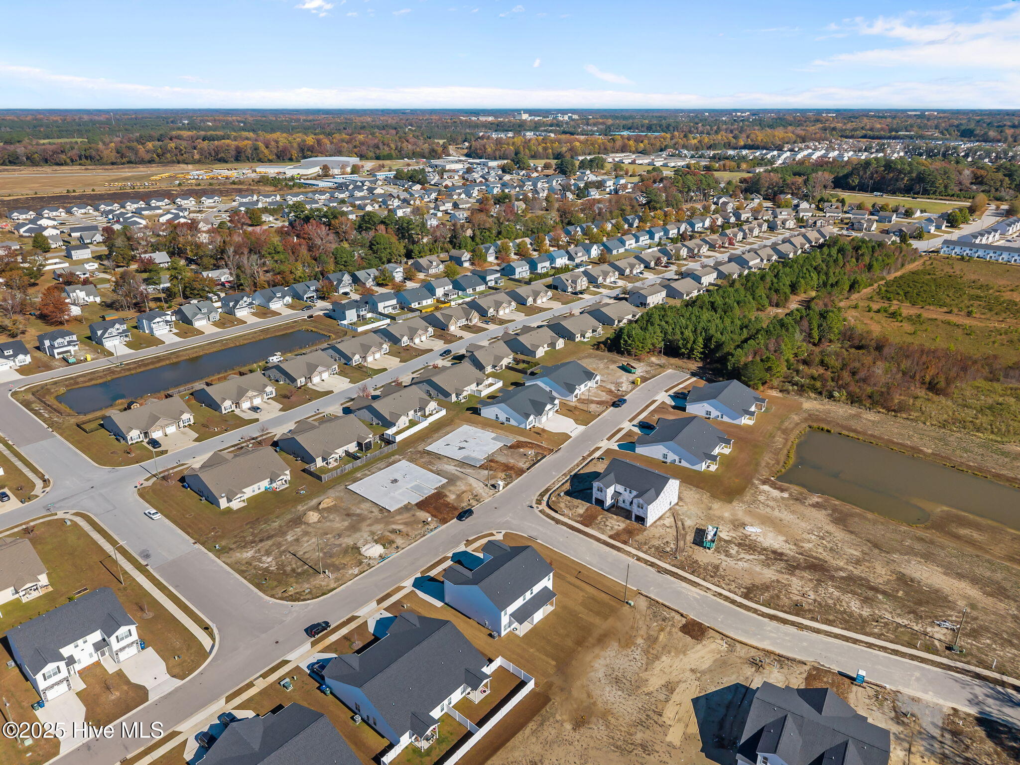 4301 Laurel Rdg Drive, Unit B Greenville, NC 27834 - Photo 37 of 39 37-web-or-mls-DJI_20251110114513_0138_D