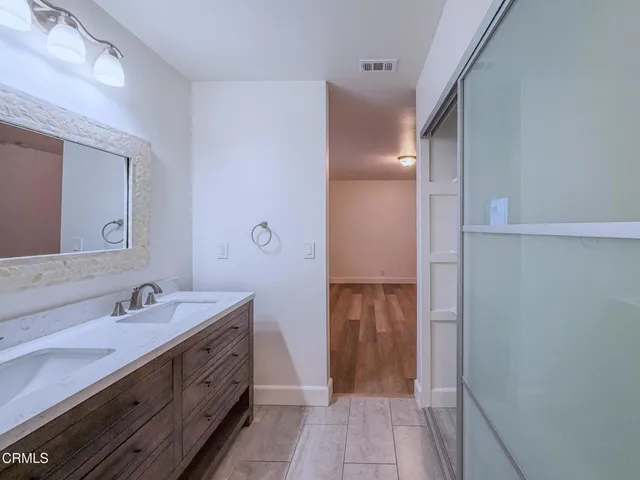 a bathroom with a toilet