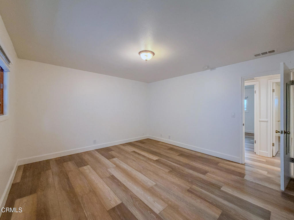 5142 Sandpiper Way Oxnard, CA 93035 - Photo 32 of 51 a view of room