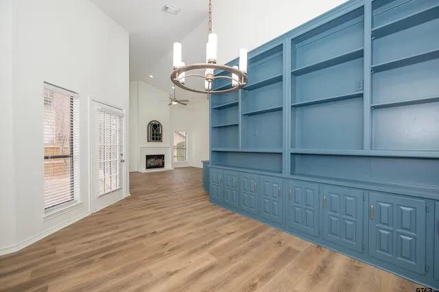 $1,800 | 5819 Hollytree Drive, Tyler, TX 75703