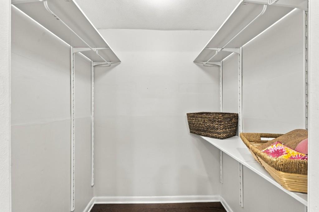 1150 Collier Road Northwest, Unit H10 Atlanta, GA 30318 - Photo 18 of 32 Gallery Image 18