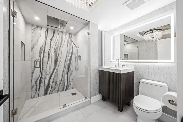 a view of a tennis court