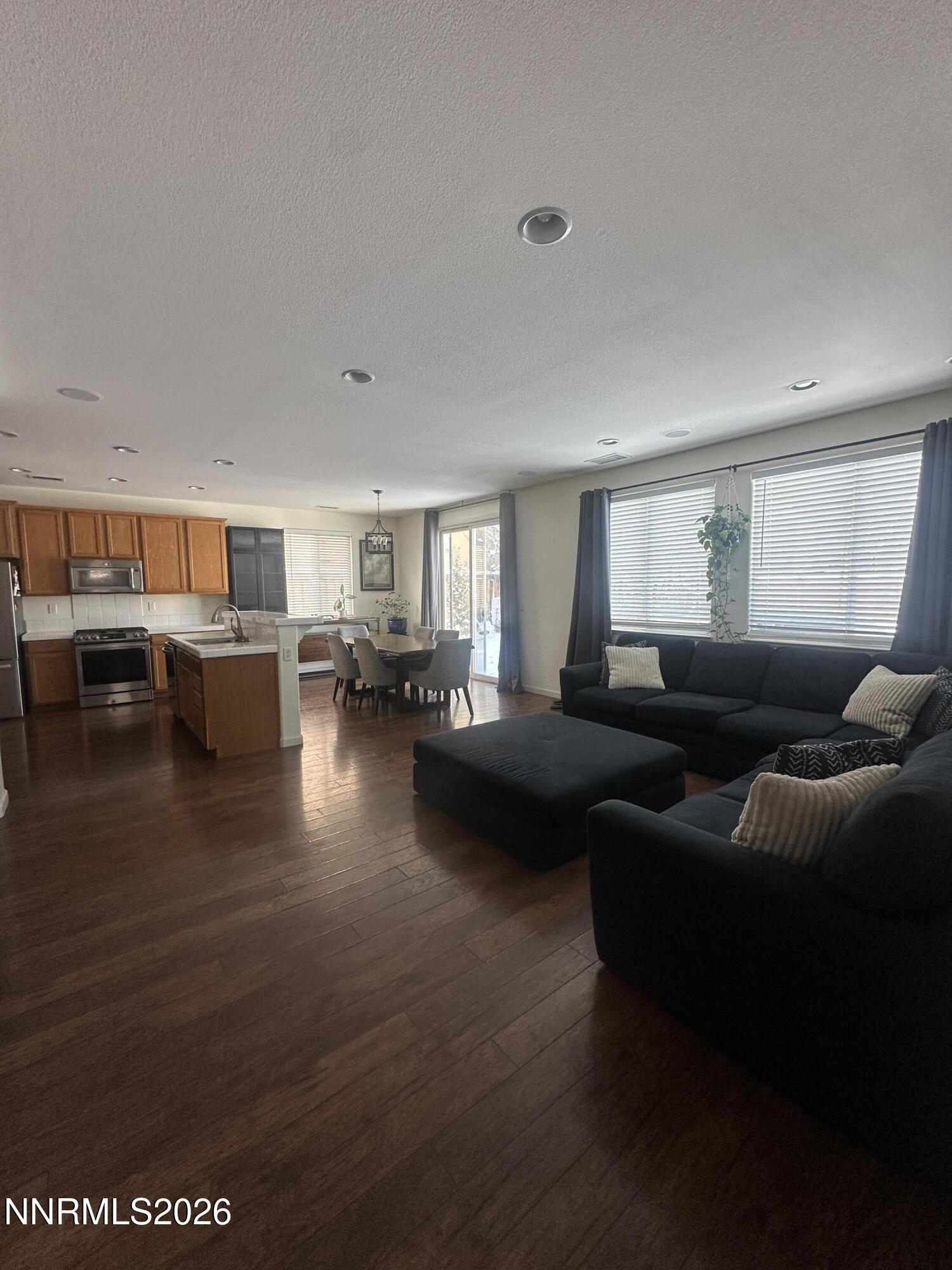 11201 Messina Way Reno, NV 89521 - Photo 7 of 15 IMG_6708