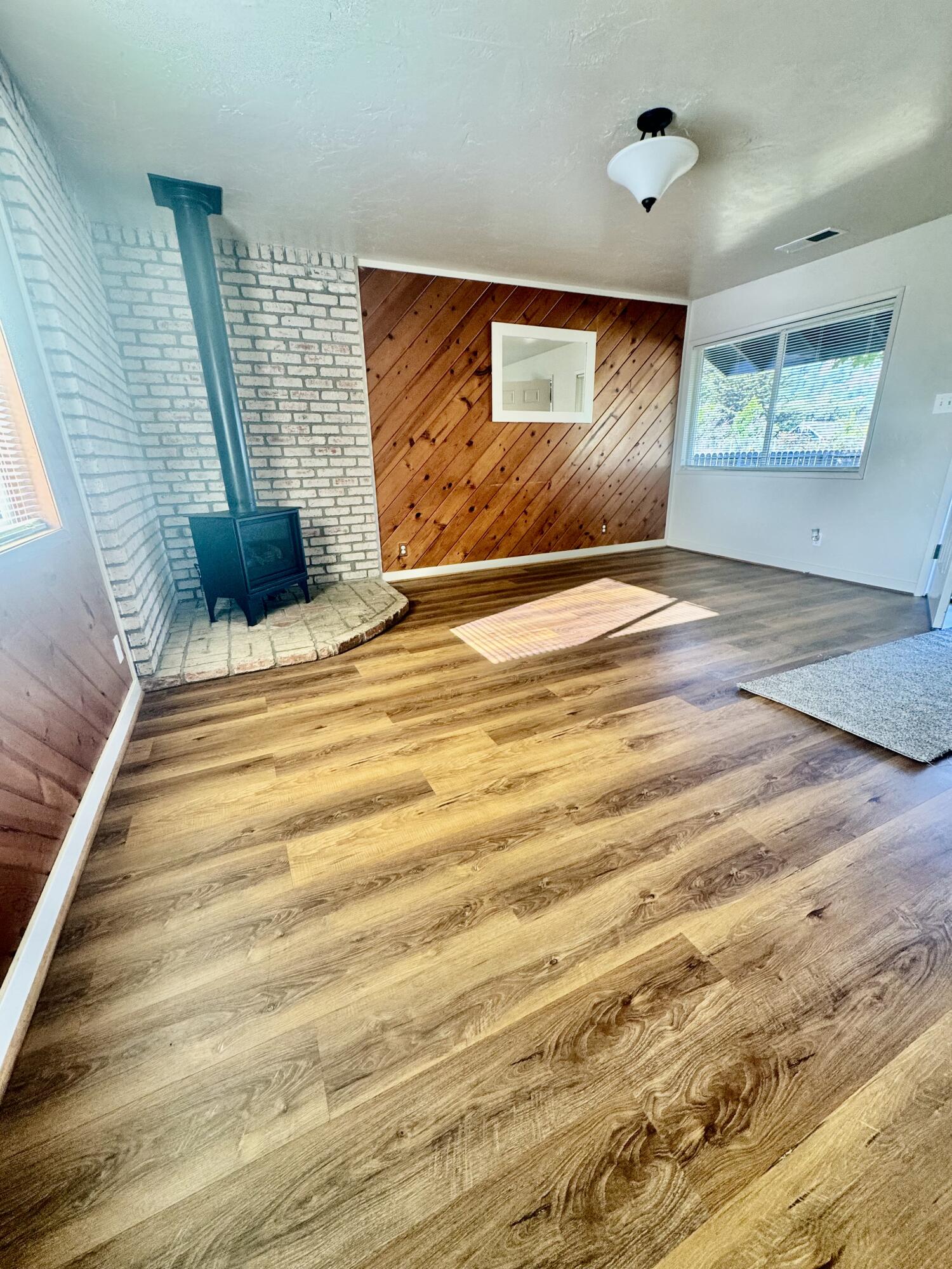 140 River Street Rio Dell, CA 95562 - Photo 16 of 30