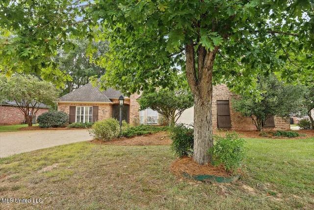 $395,000 | 105 Thornwood Drive, Clinton, MS 39056