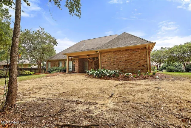 $395,000 | 105 Thornwood Drive, Clinton, MS 39056