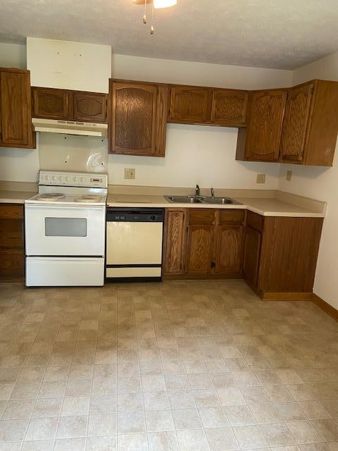 160 Smith Road Corryton, TN 37721 - Photo 3 of 10 Kitchen View 1
