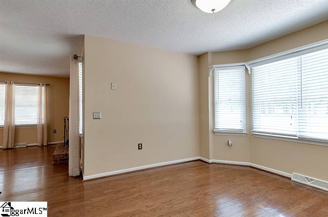 211 State Rd S-42-587 Greer, SC 29651 - Photo 10 of 20 Gallery Image 10