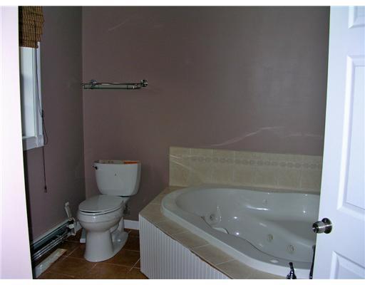 977 Sebago Road Naples, ME 04055 - Photo 7 of 8 Bathroom.