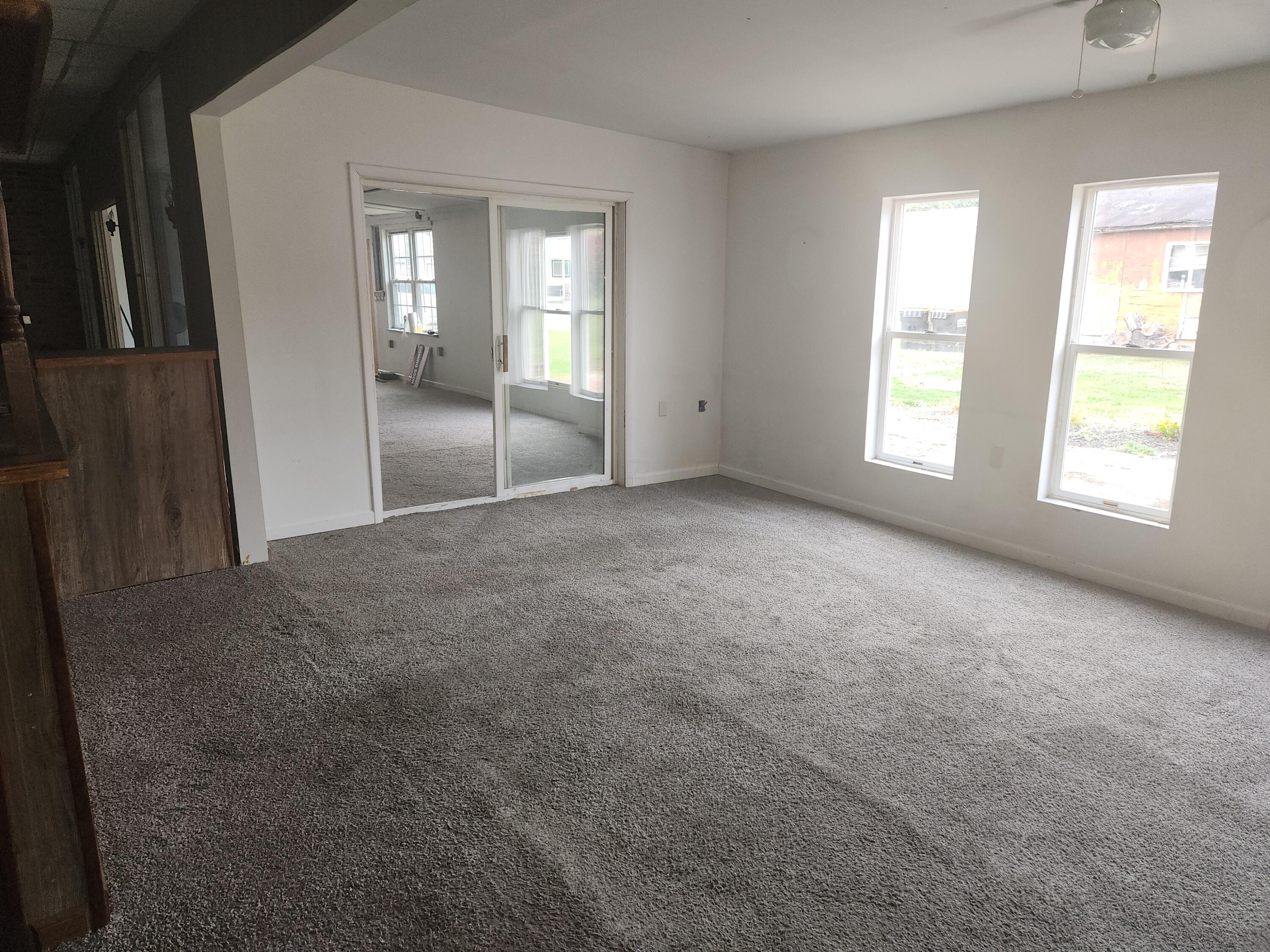 307 Spring Street Utica, OH 43080 - Photo 27 of 56 20251017_172337