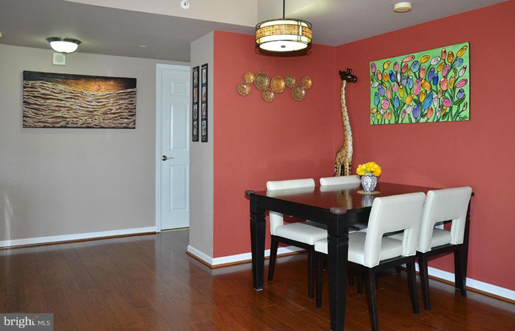 11710 Old Georgetown Road, Unit 917 North Bethesda, MD 20852 - Photo 11 of 30 Dining Room