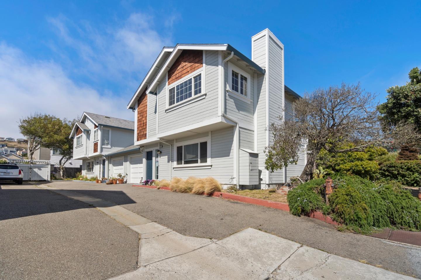 217 Clifton Road Pacifica, CA 94044 - Photo 1 of 35 Gallery Image 1