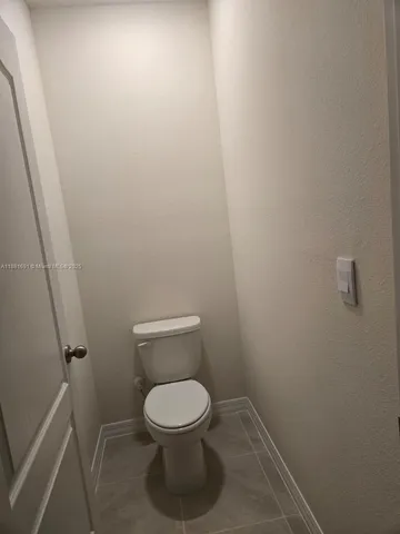 $2,500 | 492 Taylor Groves Drive, Unit 492, Lake Wales, FL 33898