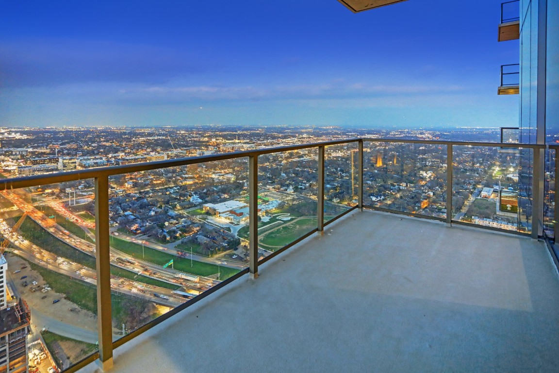 44 East Avenue, Unit 4203 Austin, TX 78701 - Photo 13 of 26 a view of balcony with city view