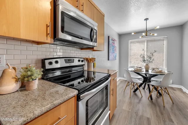 $169,900 | 3951 Clear Acre Lane, Unit 293, Reno, NV 89512