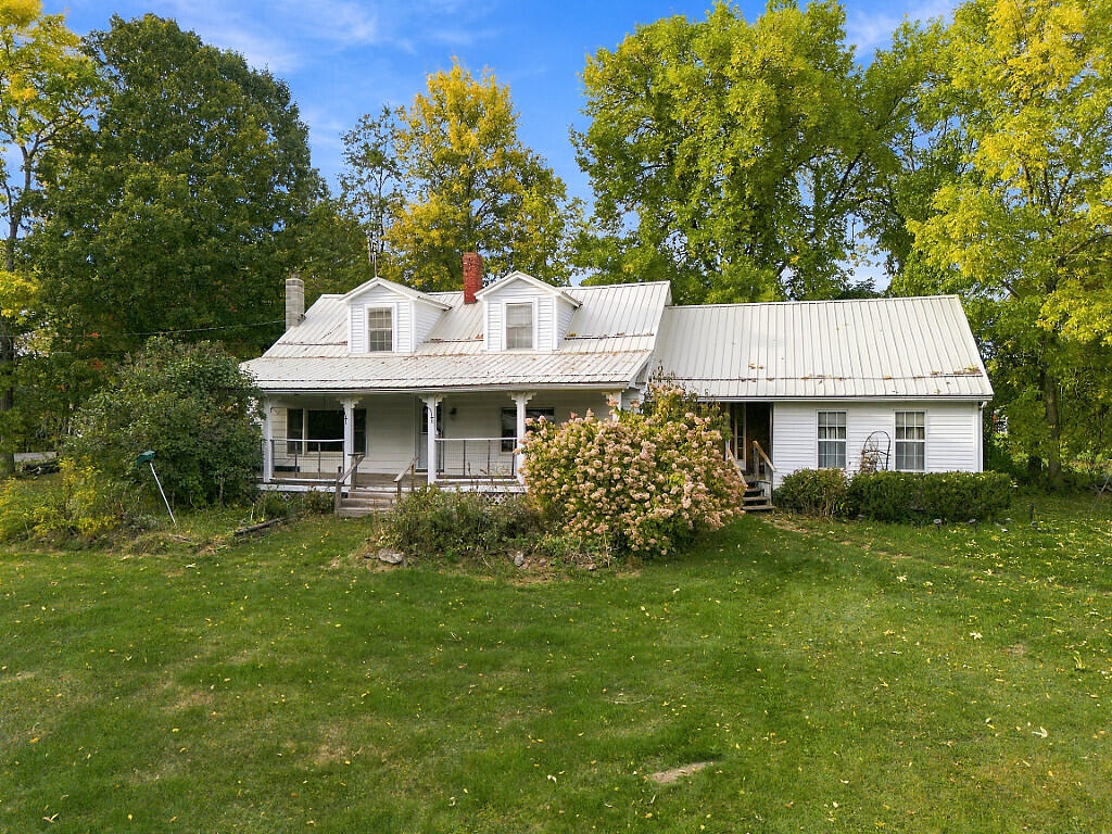 559 Abbott Road Winslow, ME 04901 - Photo 1 of 51 Front