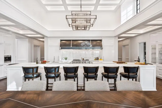 $50,000,000 | 2770 Gale Road, Wayzata, MN 55391