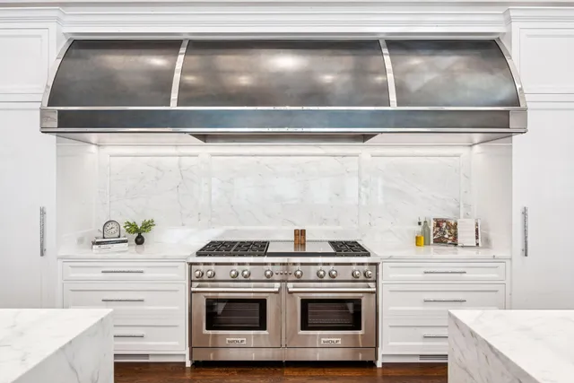 $50,000,000 | 2770 Gale Road, Wayzata, MN 55391