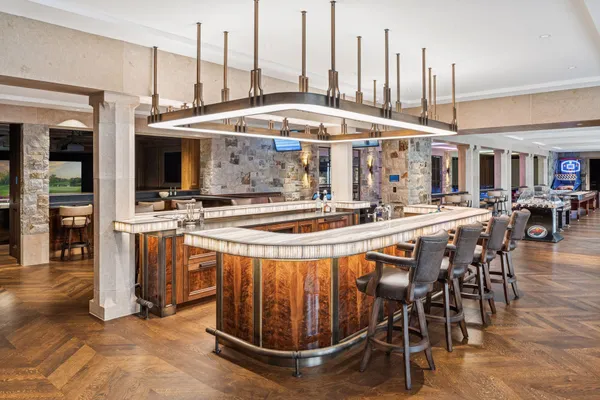 $50,000,000 | 2770 Gale Road, Wayzata, MN 55391