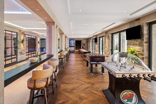 $50,000,000 | 2770 Gale Road, Wayzata, MN 55391