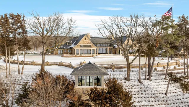 $50,000,000 | 2770 Gale Road, Wayzata, MN 55391