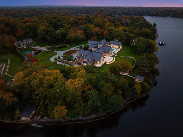 $50,000,000 | 2770 Gale Road, Wayzata, MN 55391