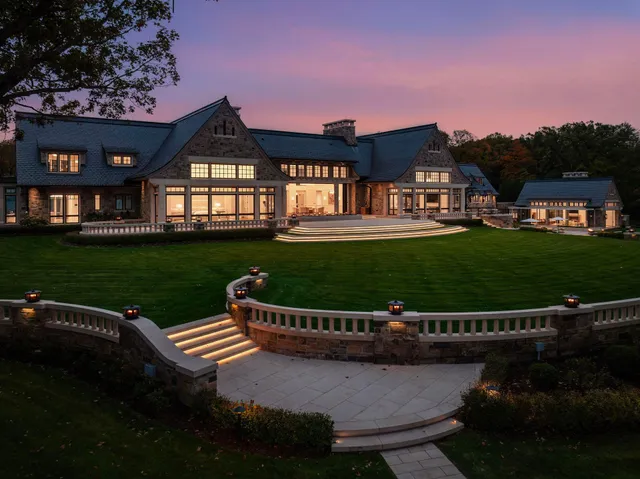 $50,000,000 | 2770 Gale Road, Wayzata, MN 55391