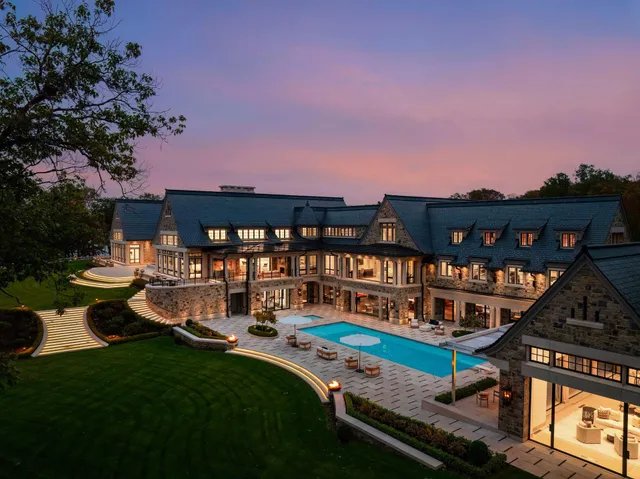 $50,000,000 | 2770 Gale Road, Wayzata, MN 55391