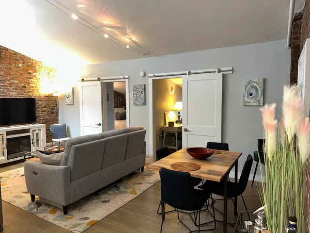 $539,000 | 10 Exchange Street, Unit 410, Portland, ME 04101