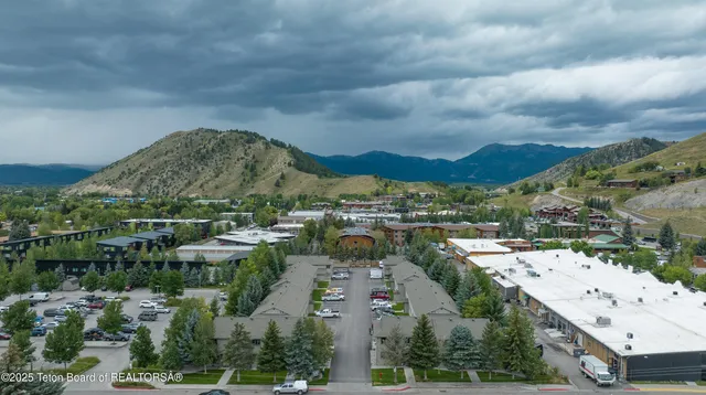 $630,000 | 55 Virginian Lane, Unit 552, Jackson, WY 83001