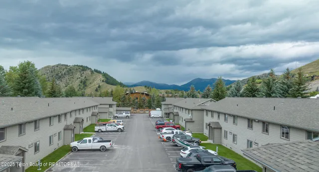 $630,000 | 55 Virginian Lane, Unit 552, Jackson, WY 83001