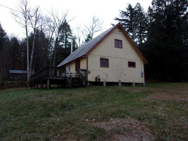 $249,900 | 100 Sterling Lane, Westmore, VT 05860