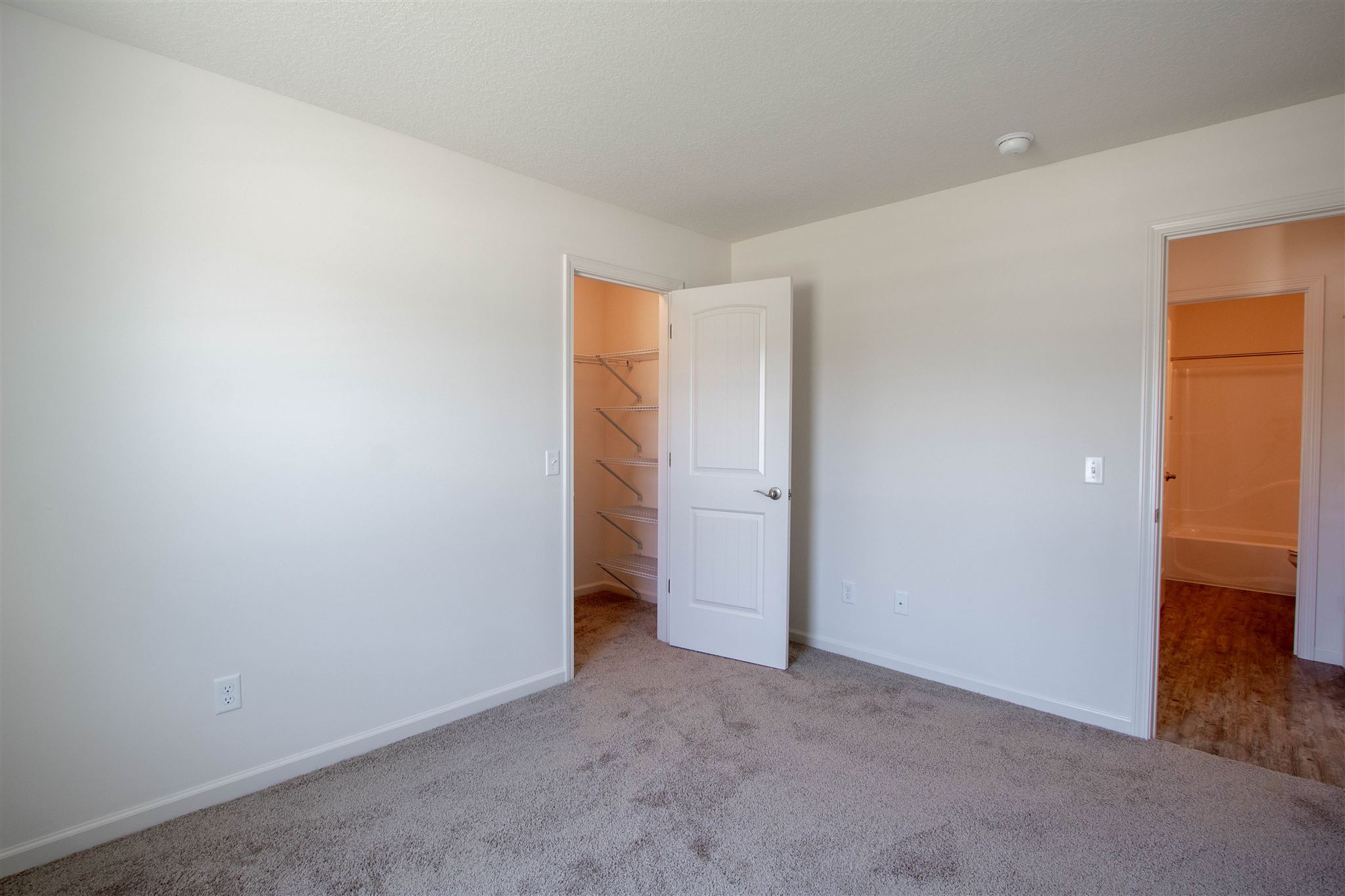 2151 Blue Spring Run Fort Wayne, IN 46808 - Photo 22 of 32 Gallery Image 22