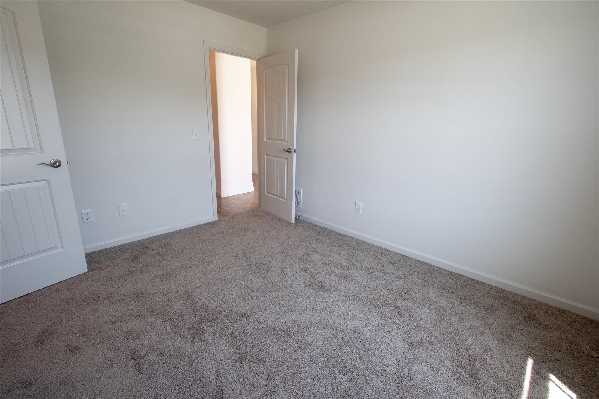2151 Blue Spring Run Fort Wayne, IN 46808 - Photo 24 of 32 Gallery Image 24