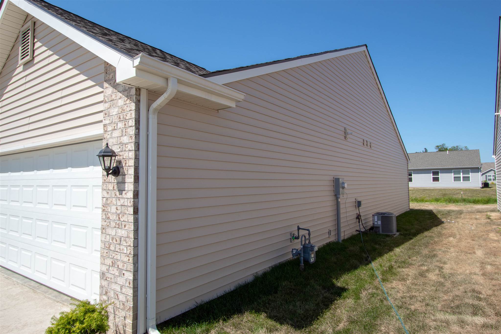 2151 Blue Spring Run Fort Wayne, IN 46808 - Photo 29 of 32 Gallery Image 29